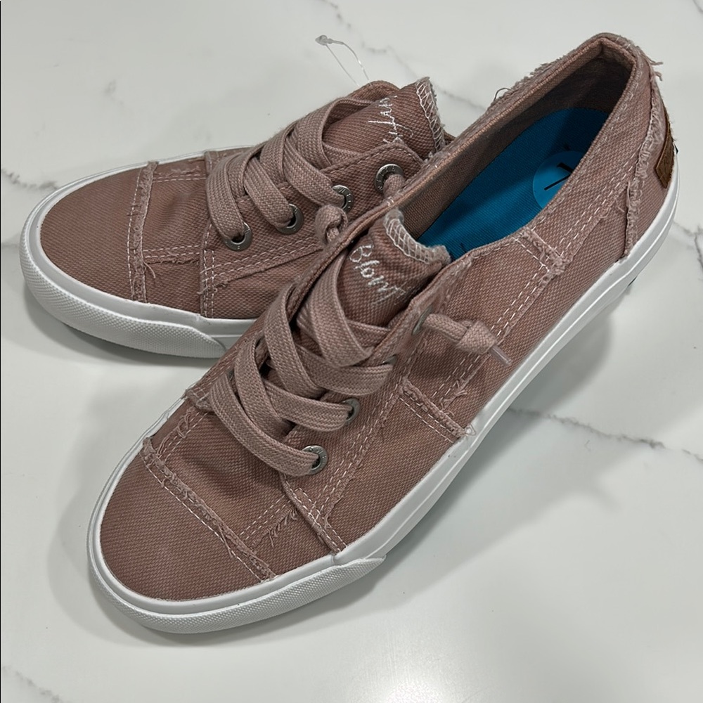 Blowfish Pink Canvas Sneakers with Lace-Up Design